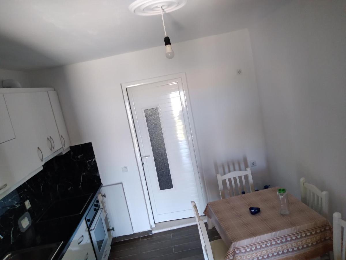Condo Rooms Sarande Exterior photo