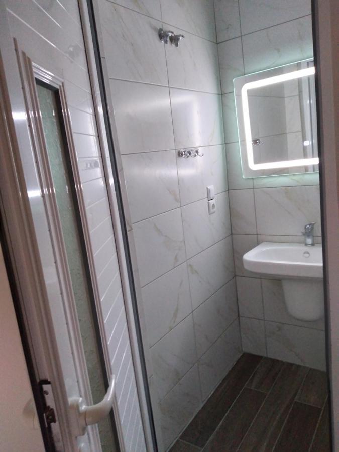 Condo Rooms Sarande Exterior photo