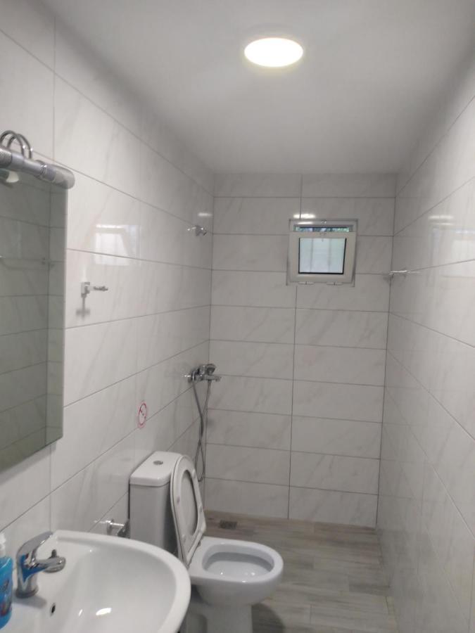 Condo Rooms Sarande Exterior photo